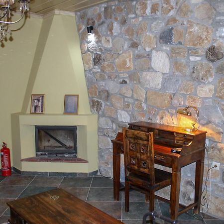 Oikies Art Rooms Ángistron Dış mekan fotoğraf